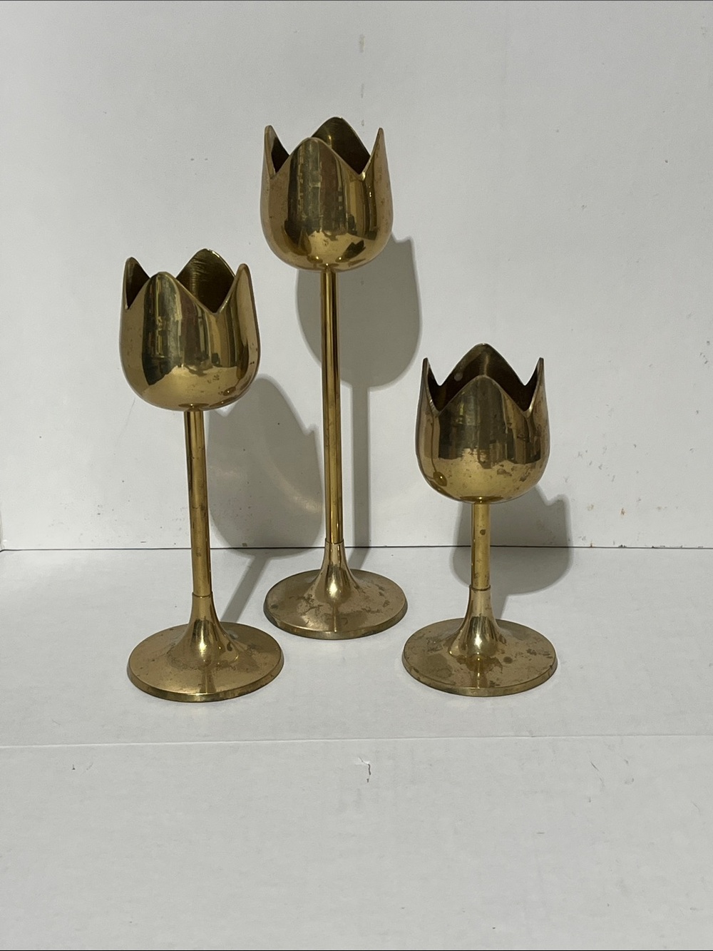 VTG Lacquered Brass Gold Tulip-Top Tapir Candle Holders Set of 3 Sizes India